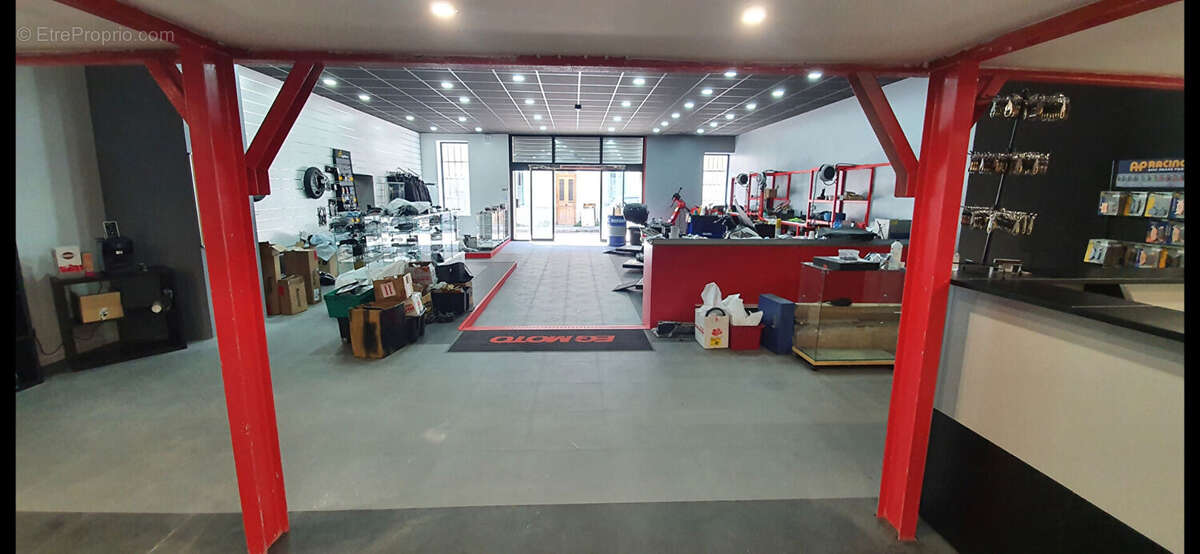 Commerce à LA SEYNE-SUR-MER