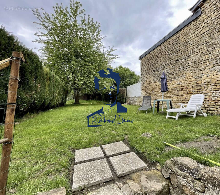 Maison à PRIX-LES-MEZIERES