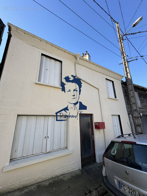 Maison à SIGNY-L&#039;ABBAYE