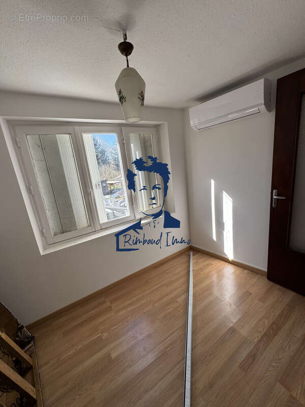 Maison à SIGNY-L&#039;ABBAYE