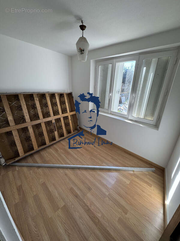 Maison à SIGNY-L&#039;ABBAYE