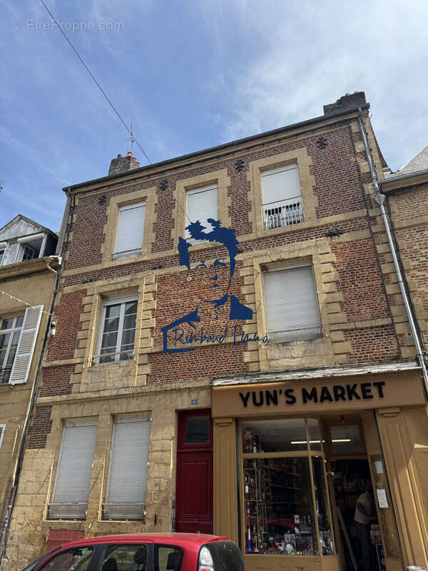 Appartement à CHARLEVILLE-MEZIERES