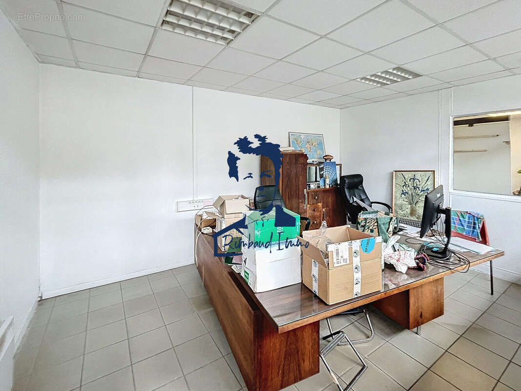 Commerce à DONCHERY