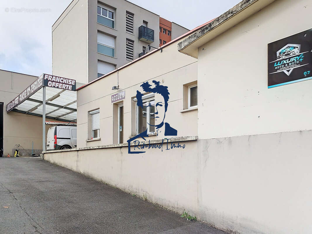 Commerce à CHARLEVILLE-MEZIERES