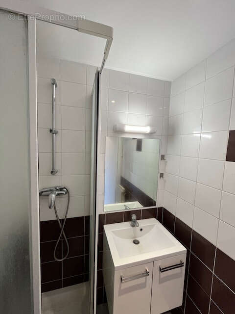 Appartement à FONTAINE