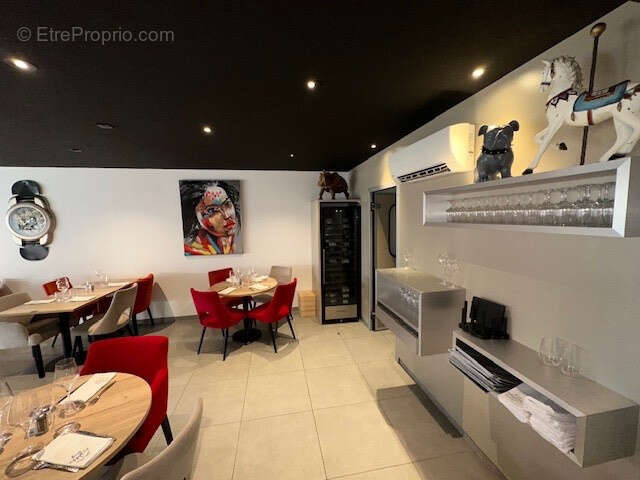 Commerce à SAINT-HILAIRE-DE-RIEZ