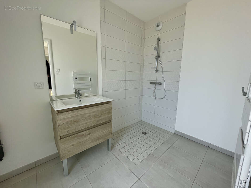 Appartement à GIVRAND