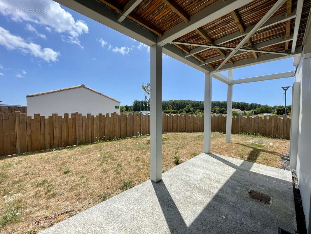 Appartement à GIVRAND