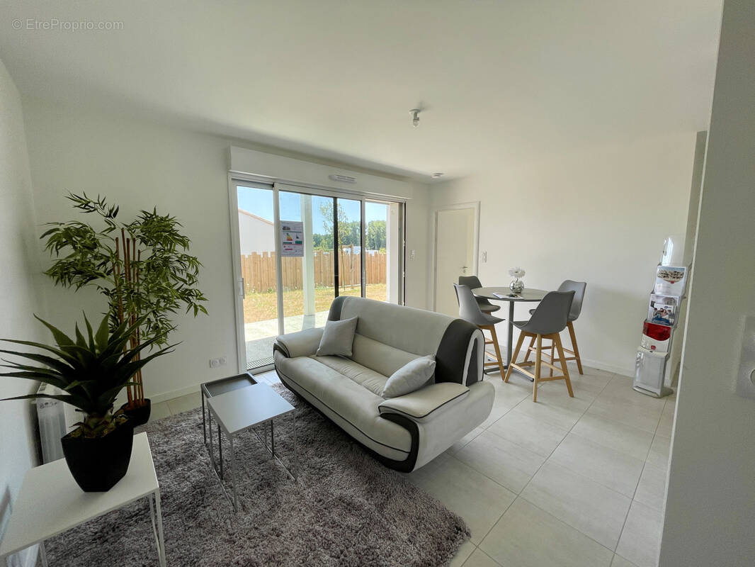 Appartement à GIVRAND