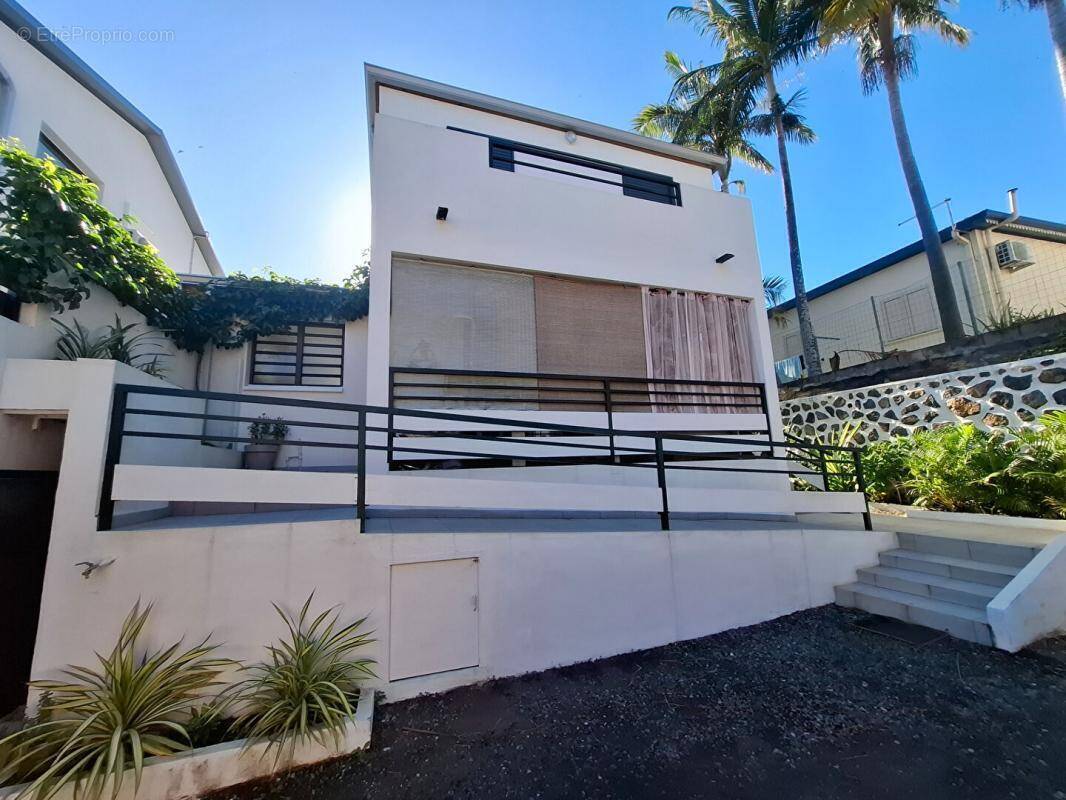 Maison à SAINT-PIERRE