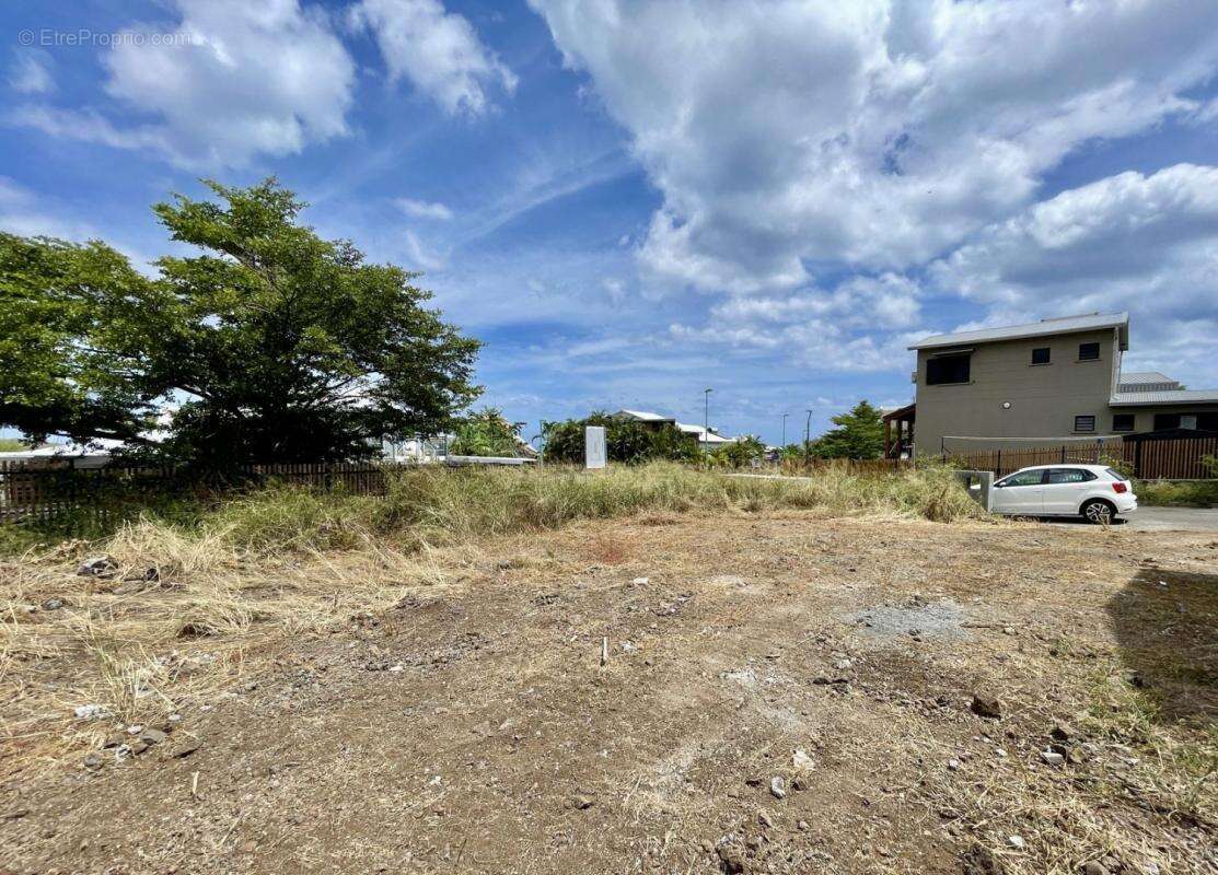 Terrain à SAINT-PAUL