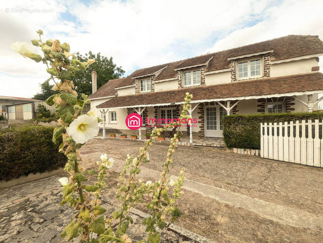 Maison à ASSE-LE-RIBOUL