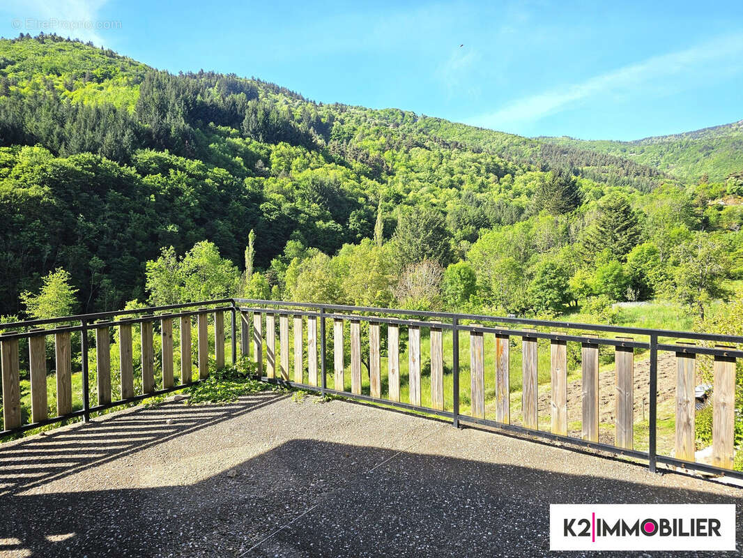 Maison à LE CHAMBON