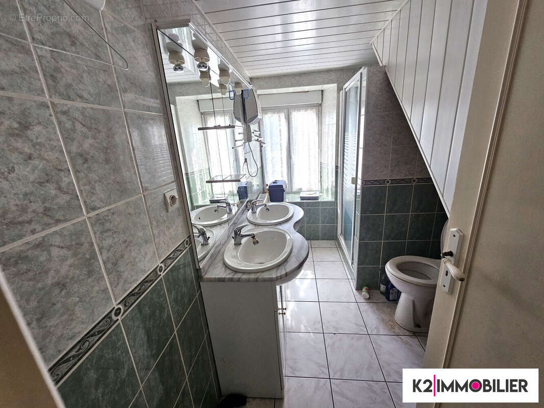 Maison à LE CHAMBON