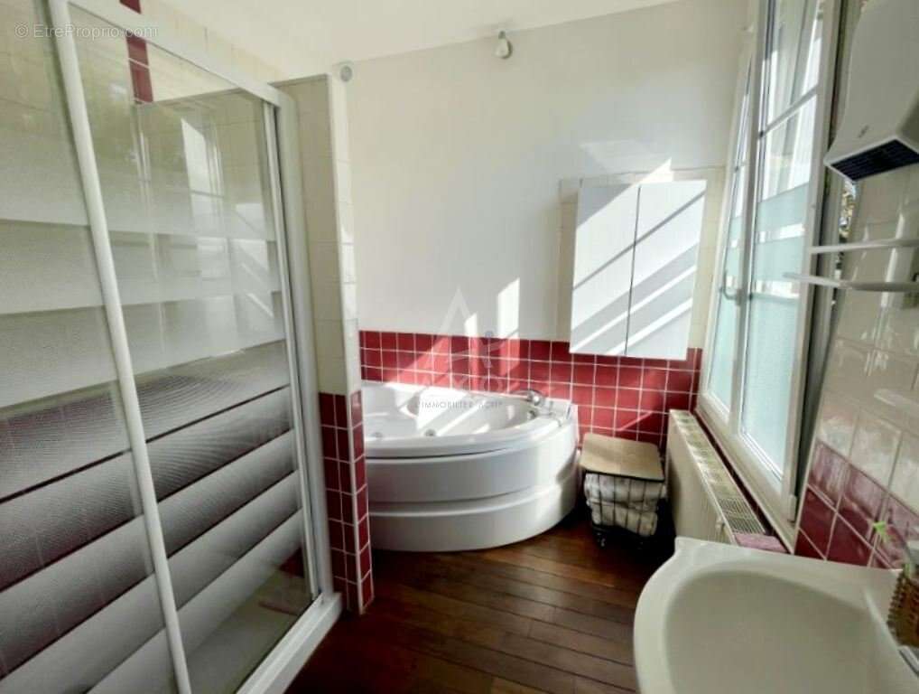 Maison à SAINT-NICOLAS-D&#039;ALIERMONT