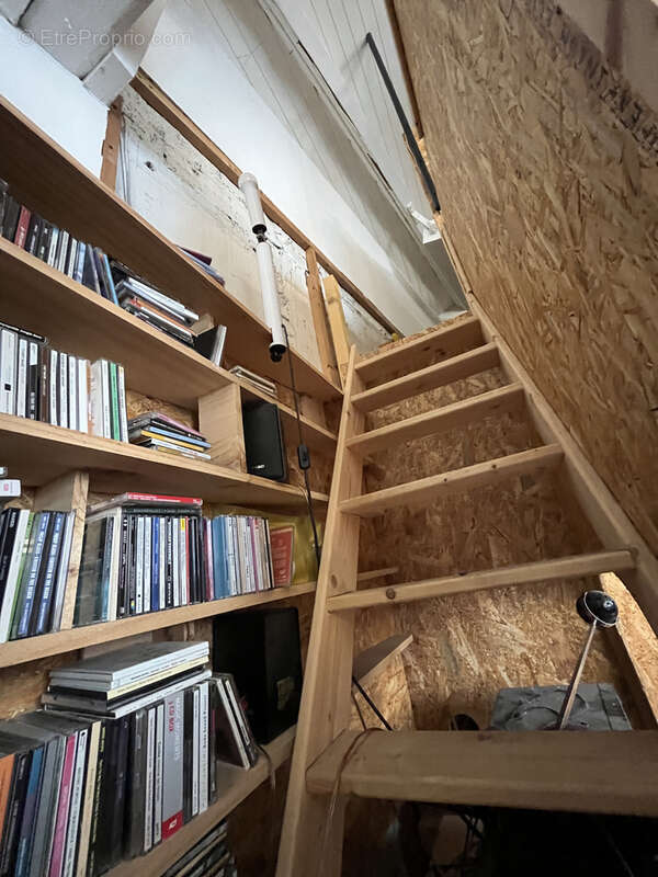 Autre à SAINT-ETIENNE