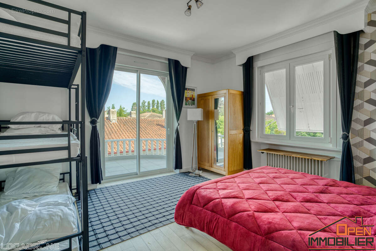 Maison à VILLENEUVE-SUR-LOT