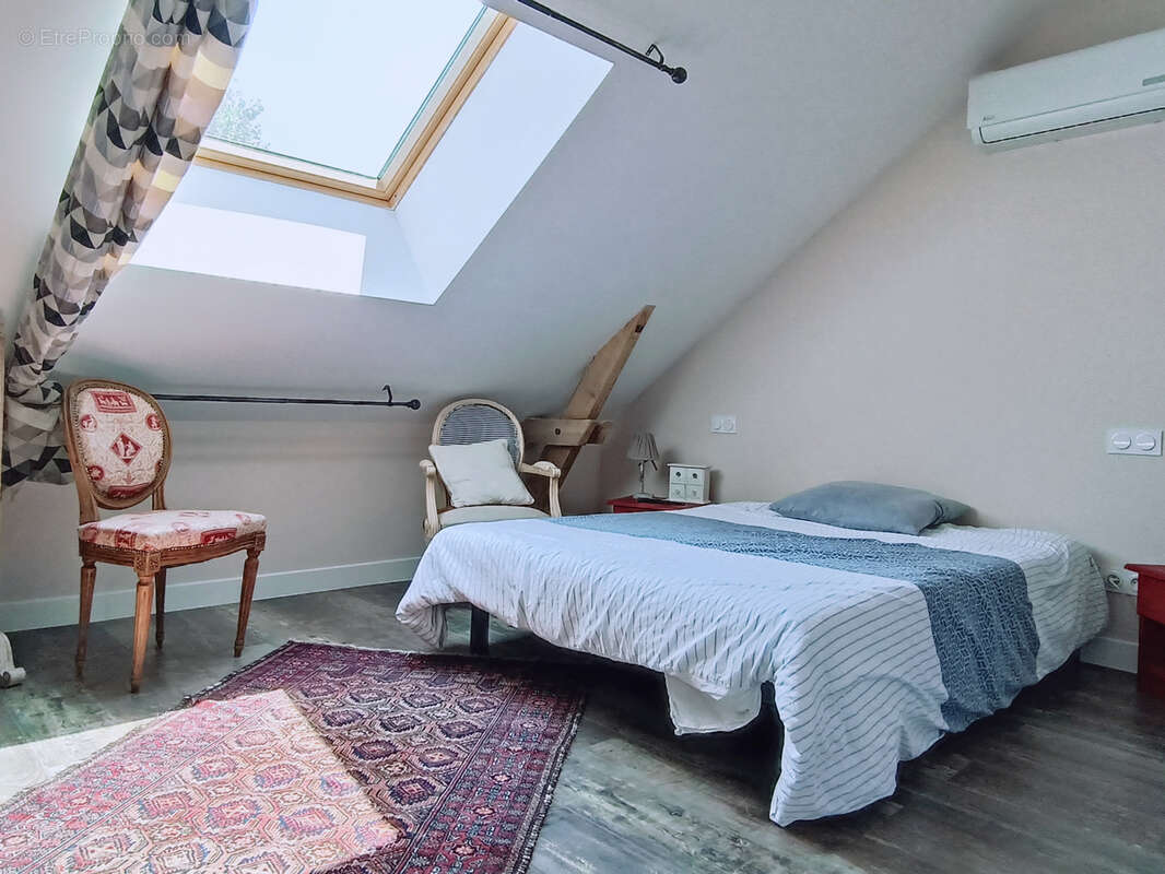 Maison à SAVIGNAC-LES-EGLISES