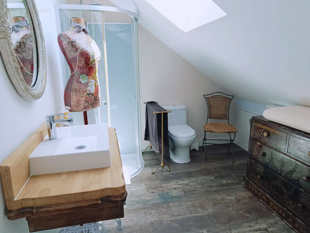 Maison à SAVIGNAC-LES-EGLISES