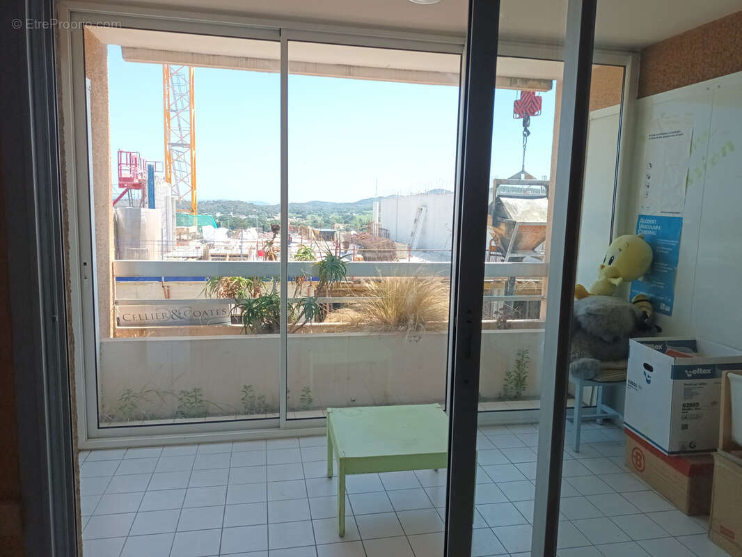 Appartement à BORMES-LES-MIMOSAS