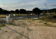 Terrain à SAINTE-CROIX-DE-QUINTILLARGUES