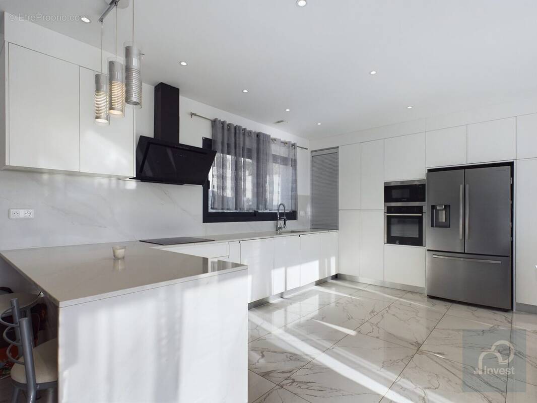 Cuisine - Maison à BASTELICACCIA