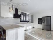 Cuisine - Maison à BASTELICACCIA