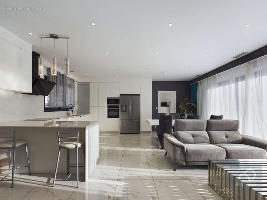 Séjour - Maison à BASTELICACCIA