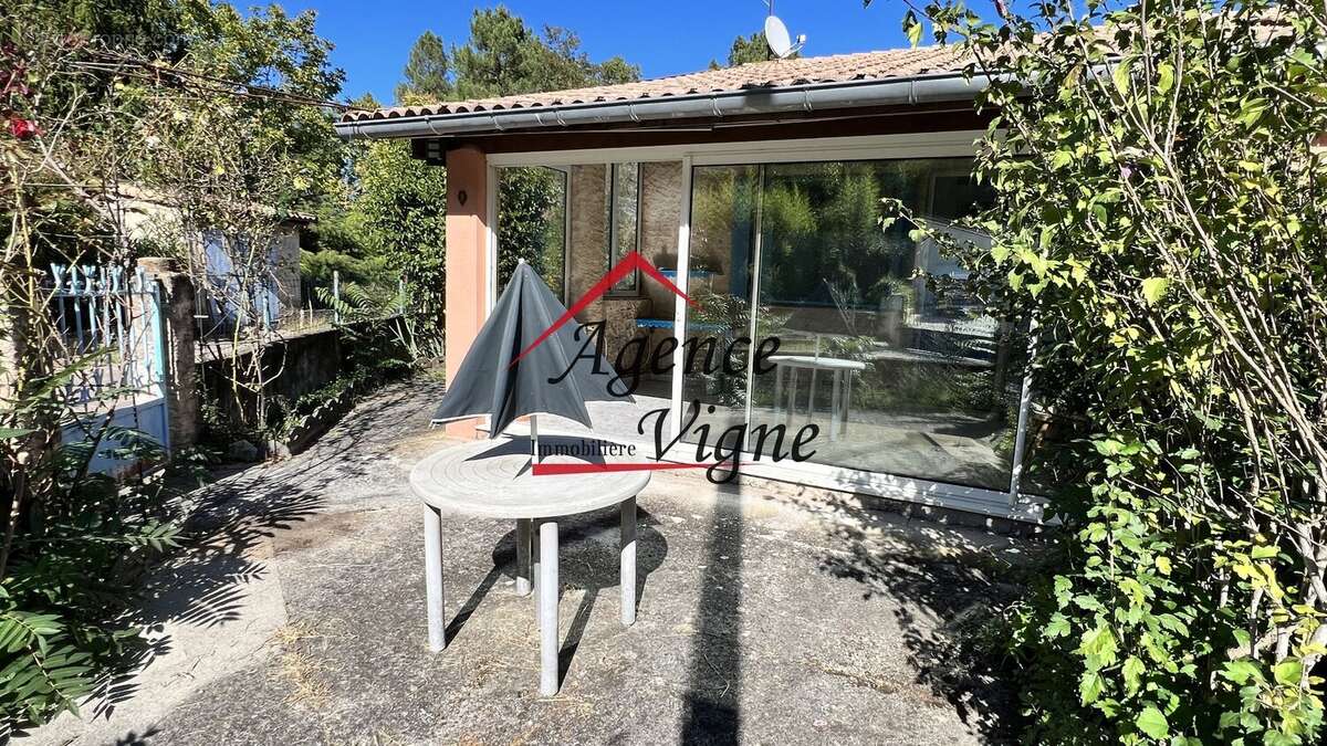 Maison à SAINT-FLORENT-SUR-AUZONNET