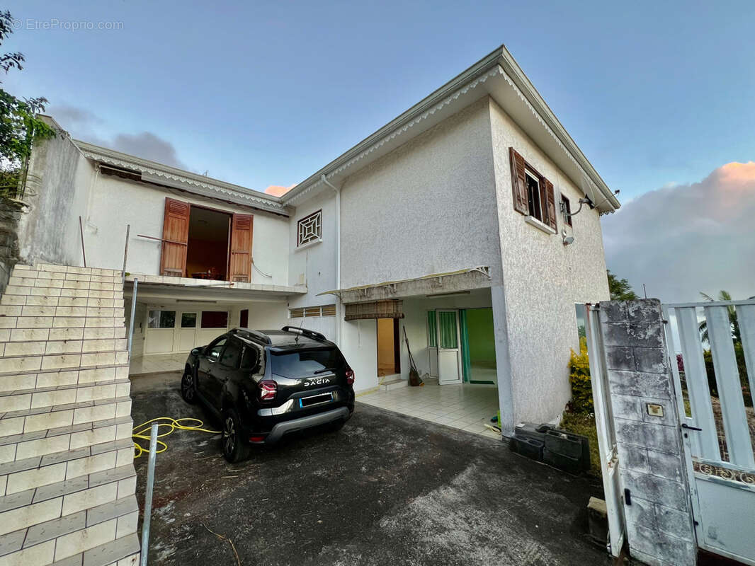 Maison à PETITE-ILE