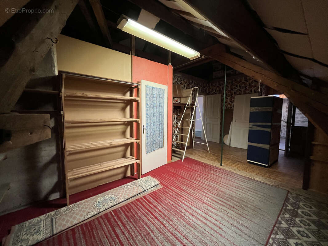 Appartement à THAON-LES-VOSGES