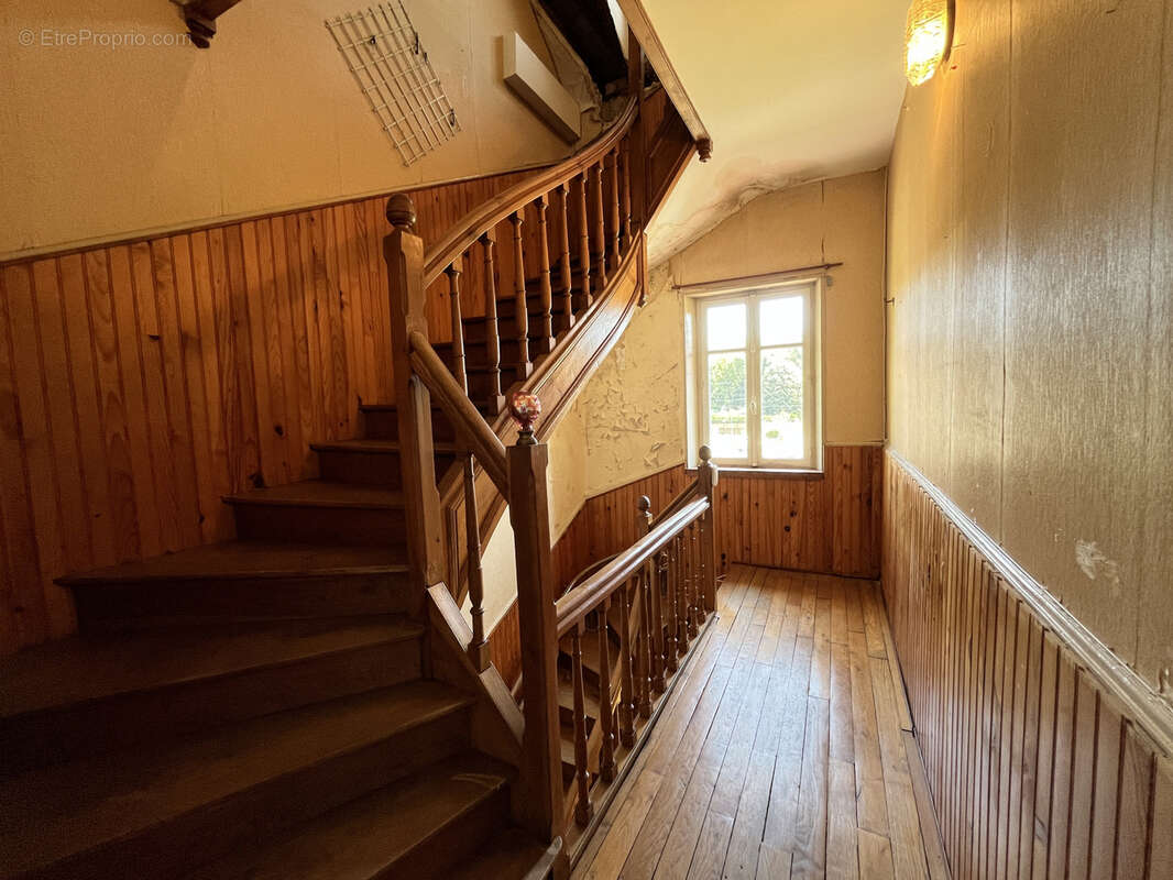 Appartement à THAON-LES-VOSGES