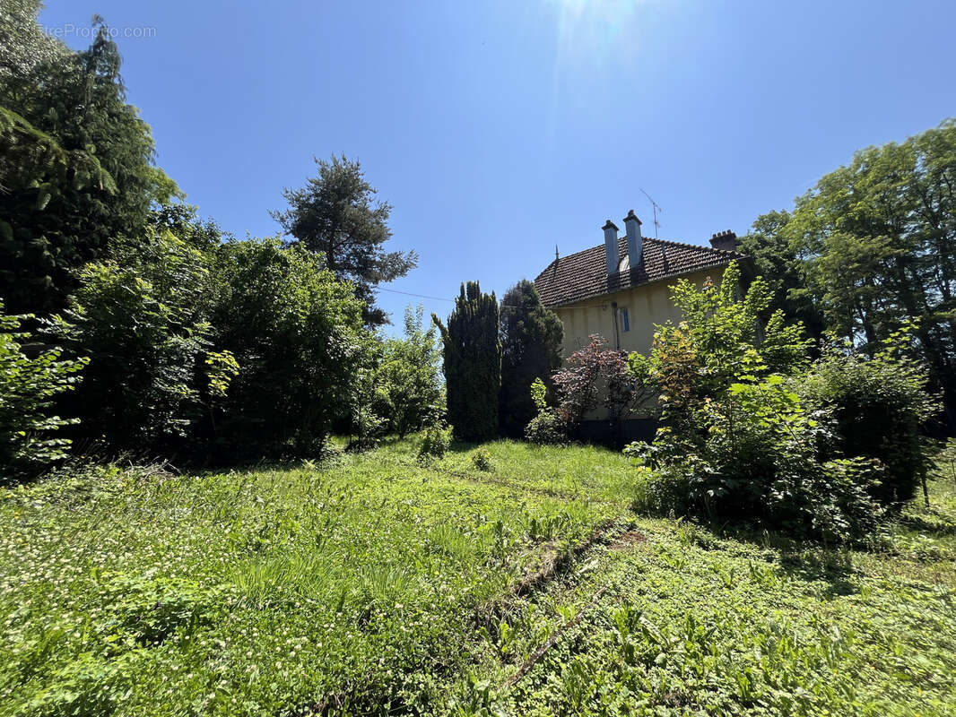 Appartement à THAON-LES-VOSGES