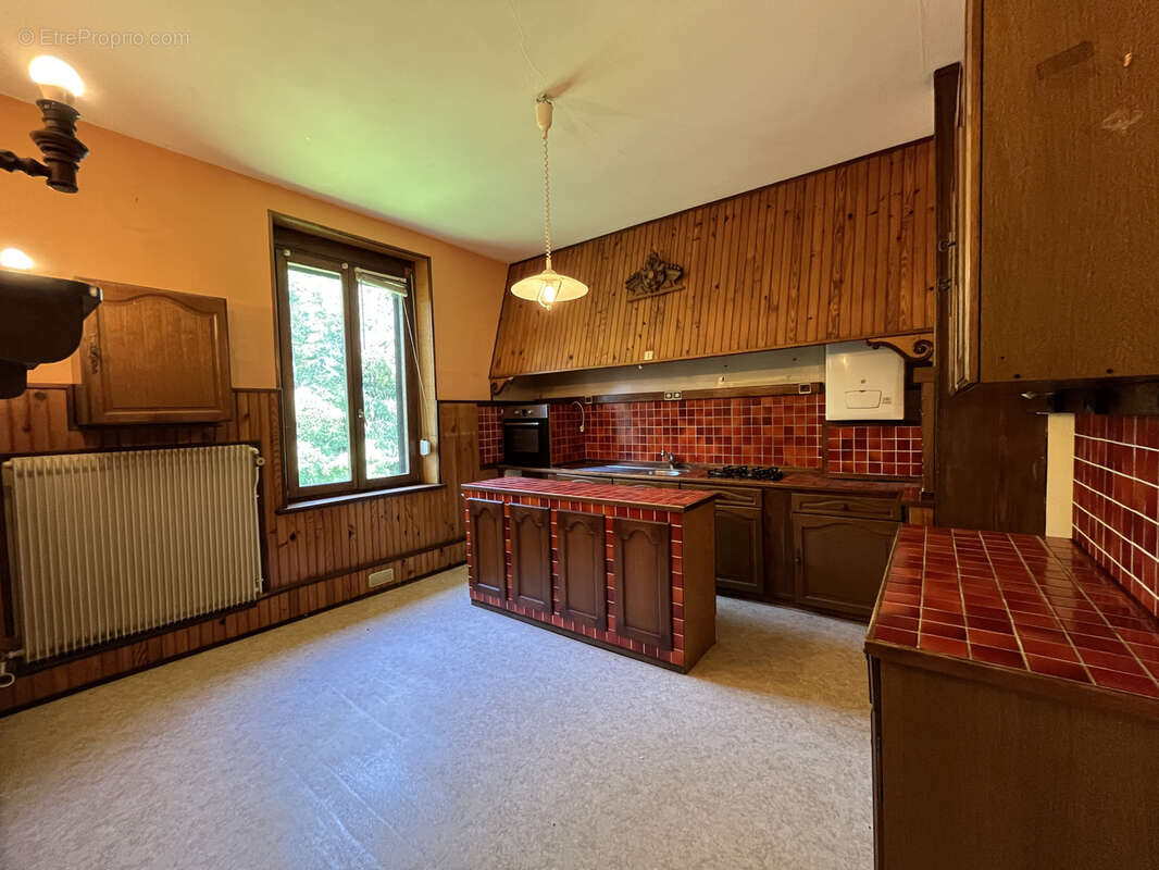 Appartement à THAON-LES-VOSGES