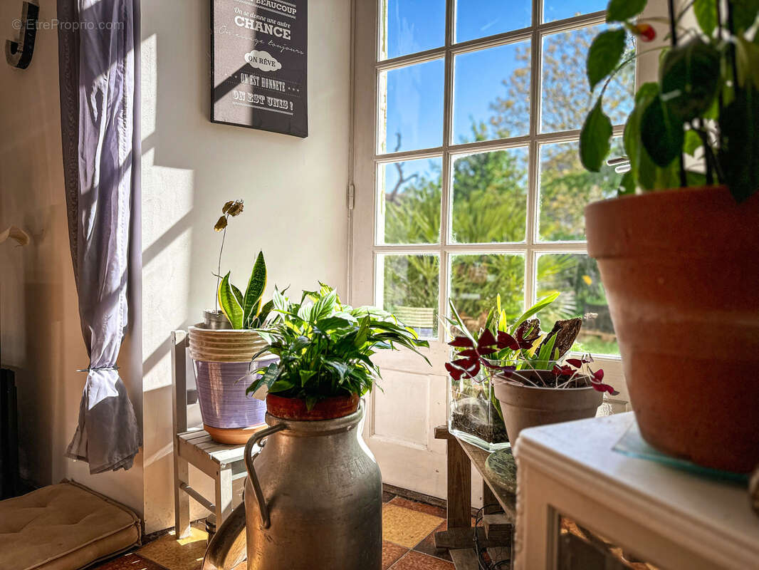 Maison à VILLARS-EN-PONS