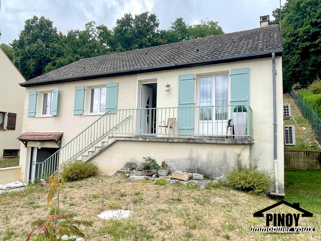 Maison à LORREZ-LE-BOCAGE-PREAUX