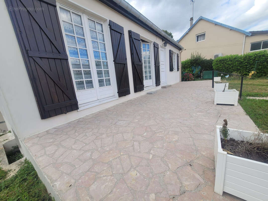 Maison à VILLIERS-LE-BEL