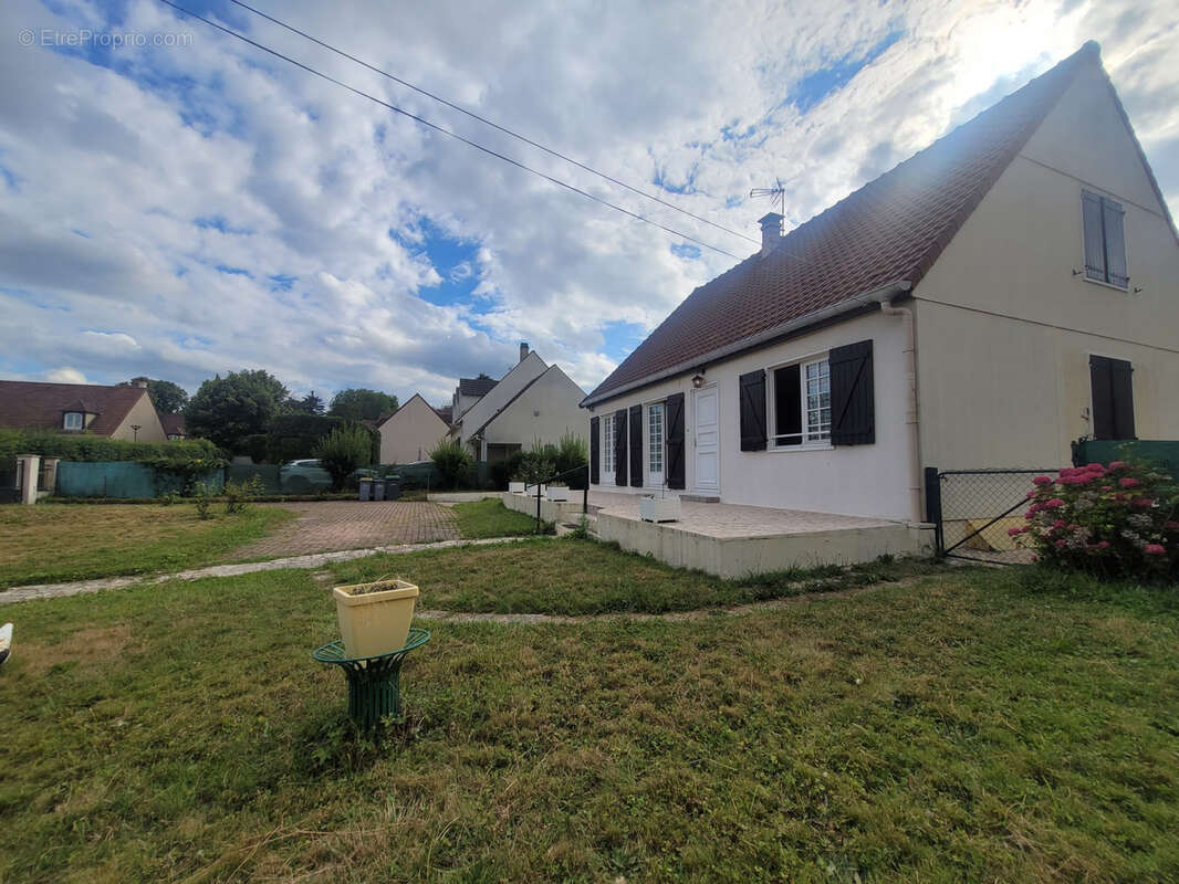 Maison à VILLIERS-LE-BEL