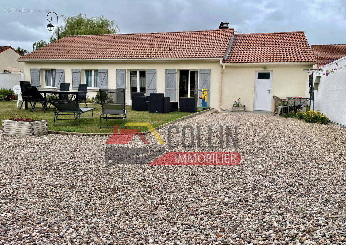 Maison à CHAMPENOUX