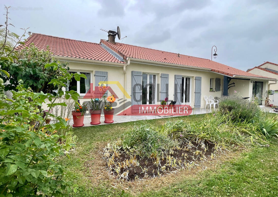 Maison à CHAMPENOUX