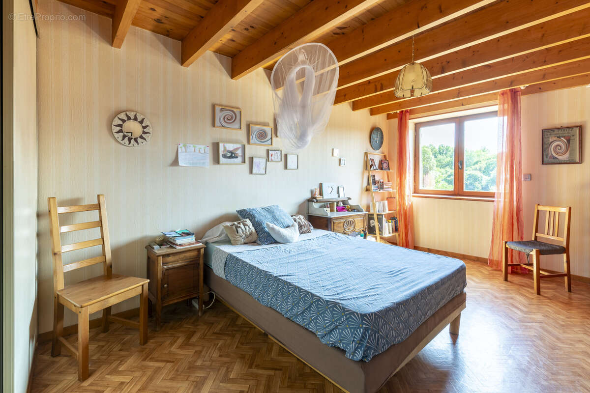 Maison à VEYRINS-THUELLIN