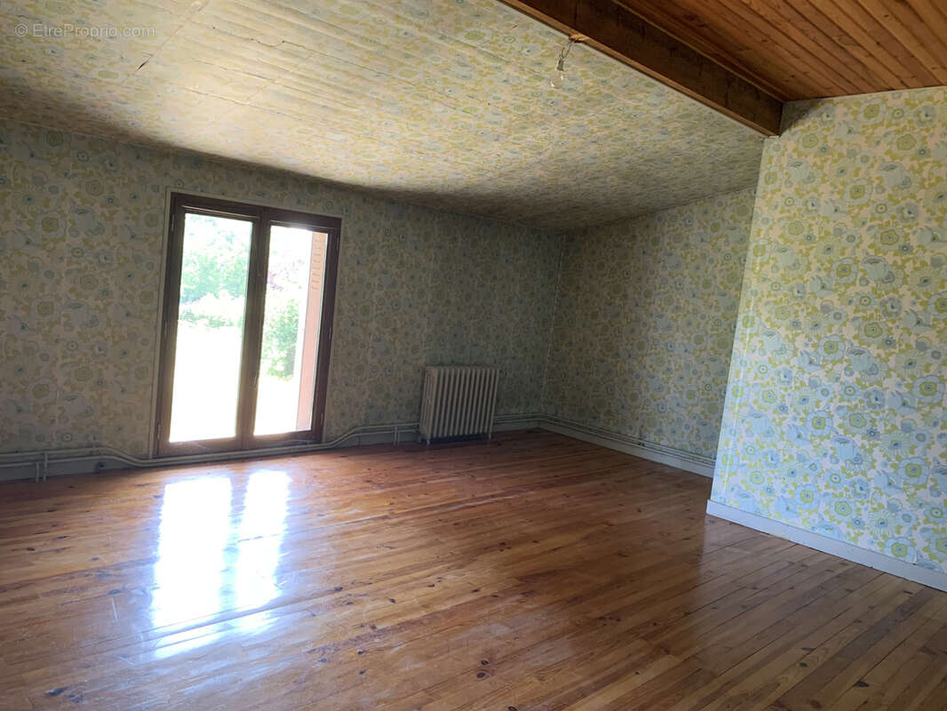 Maison à SAINT-JEAN-DE-NIOST