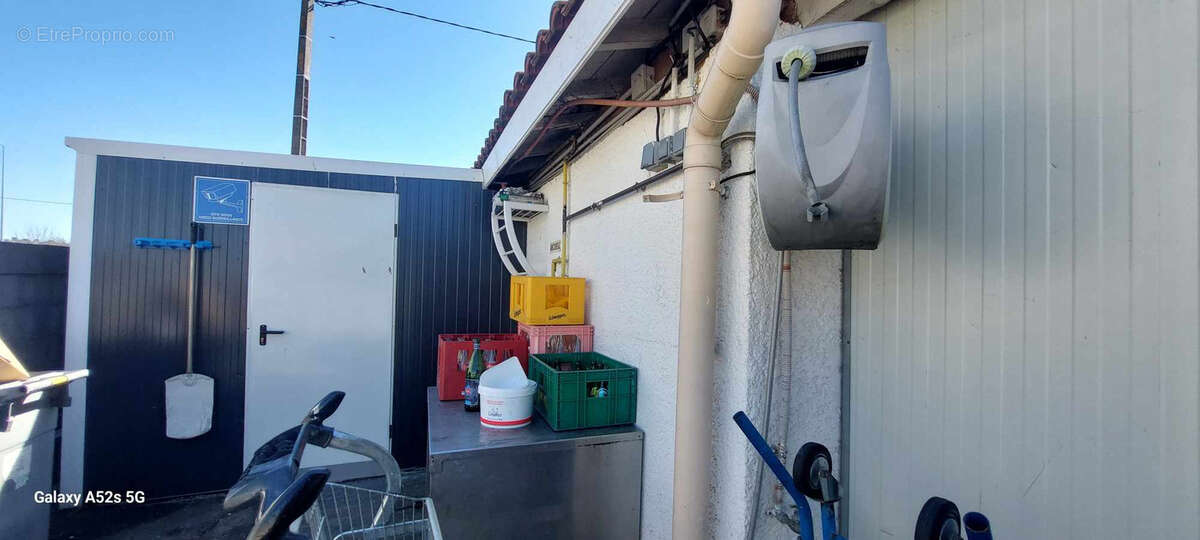 Commerce à PINSAGUEL