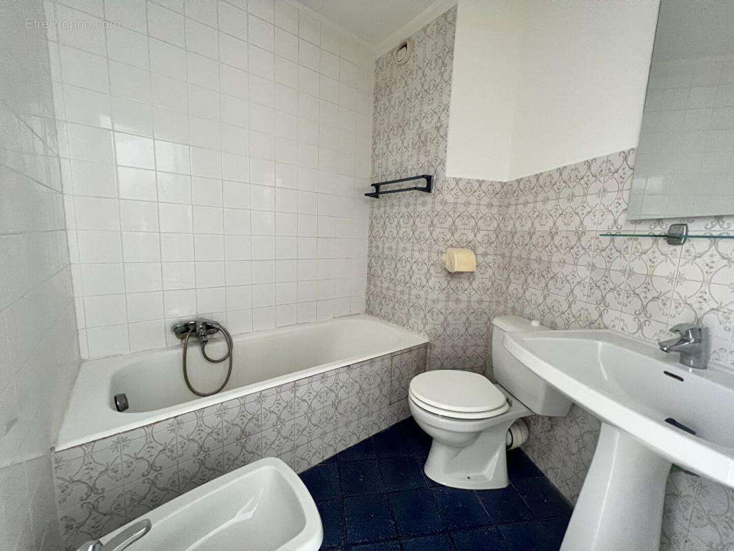 Appartement à MANDELIEU-LA-NAPOULE