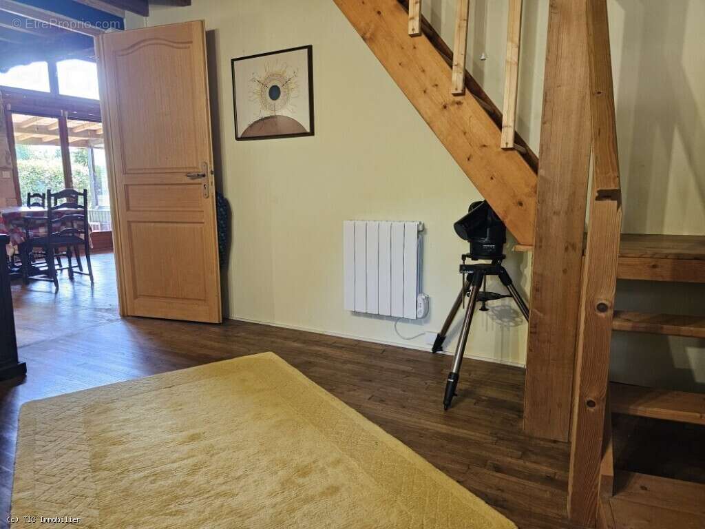 Maison à CHAMPAGNE-MOUTON