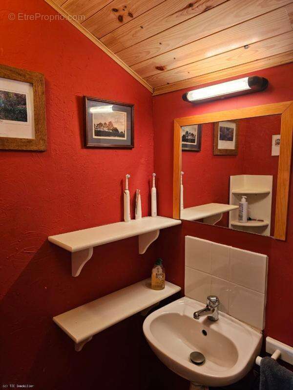 Maison à CHAMPAGNE-MOUTON