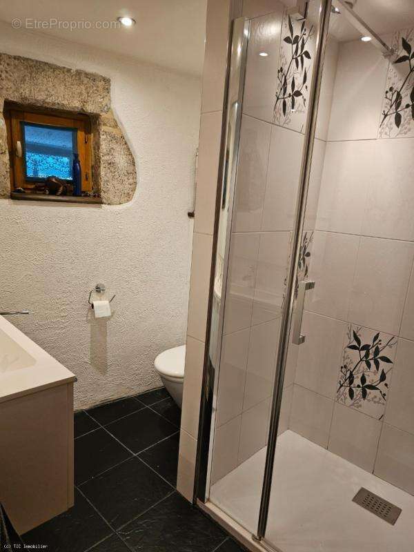 Maison à CHAMPAGNE-MOUTON