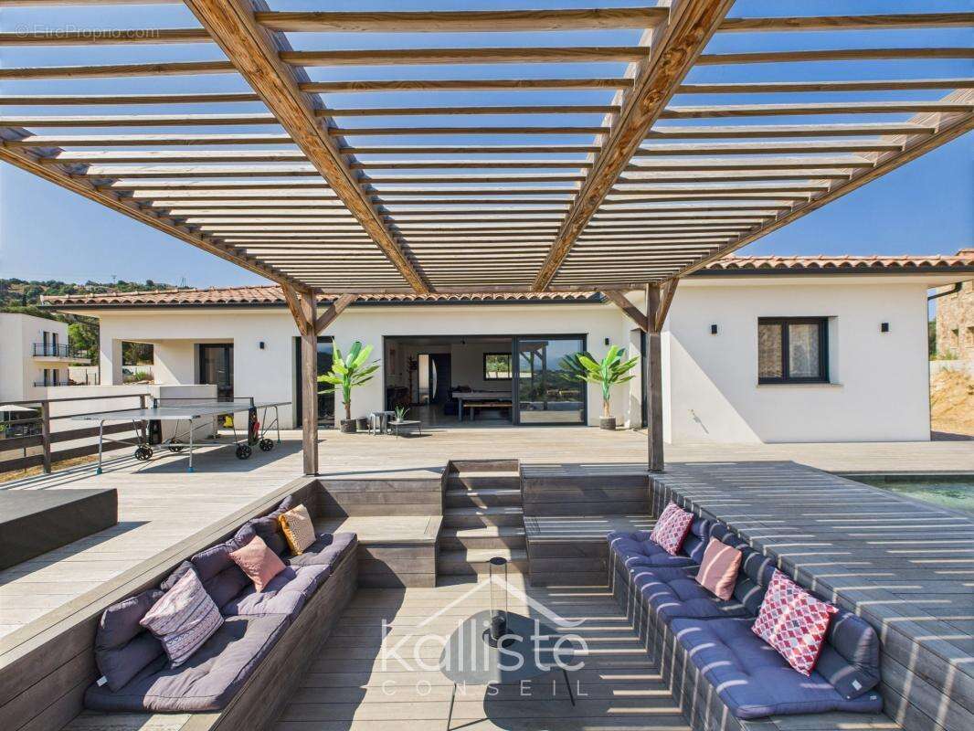 Maison à GROSSETO-PRUGNA