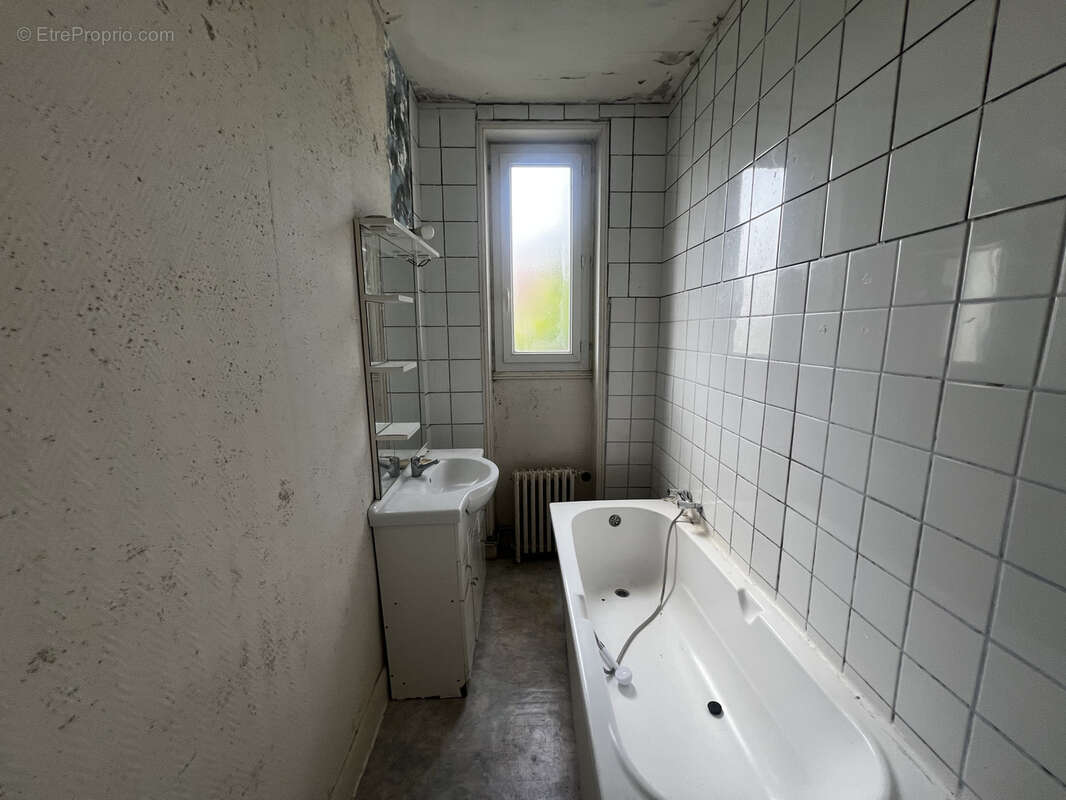 Maison à CHATELLERAULT