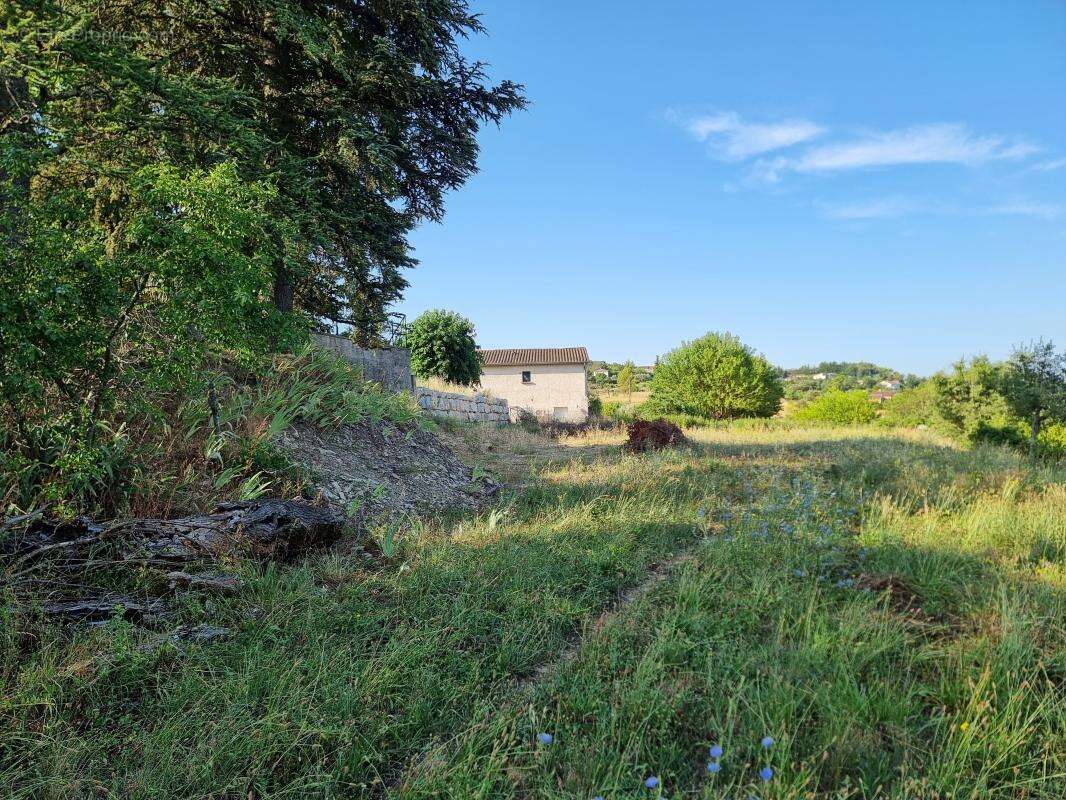 Terrain à ROUSSON